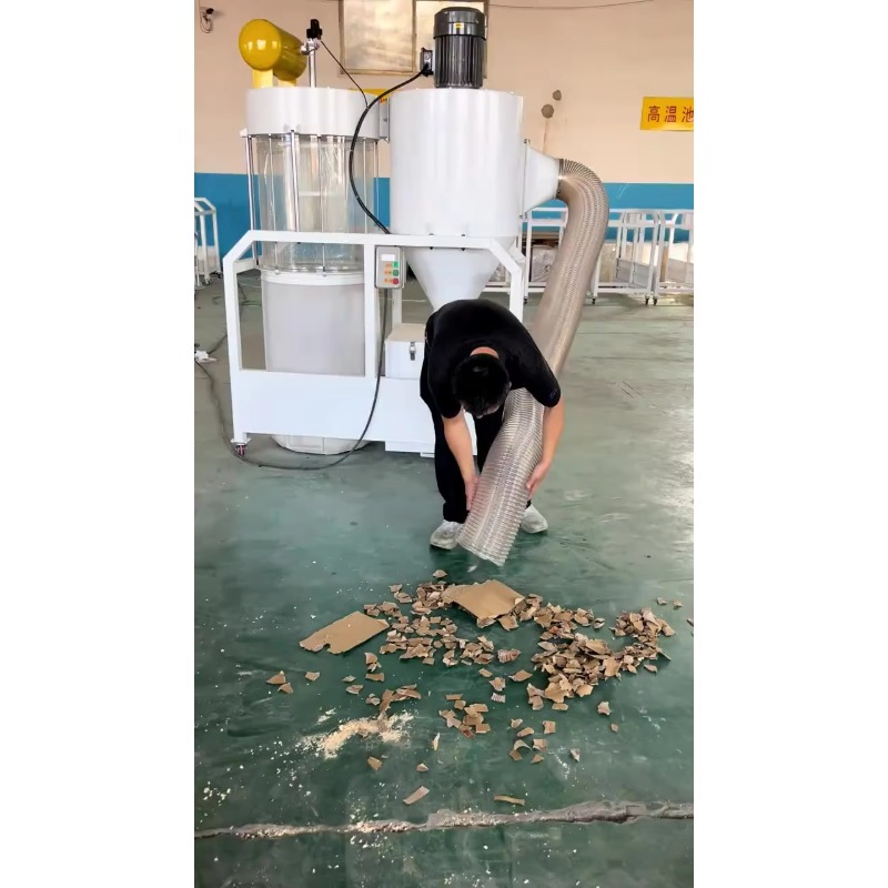 Odkurzacz automatyczny Dual Si – Vacuum Woodworking recenzja i cena